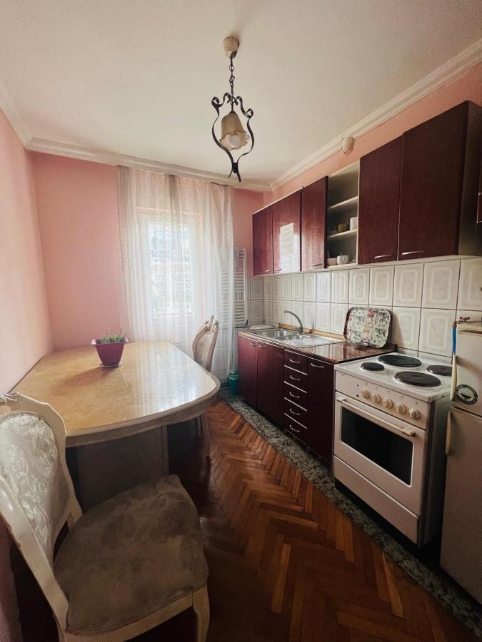 Guest House Velania 普里什蒂纳 外观 照片